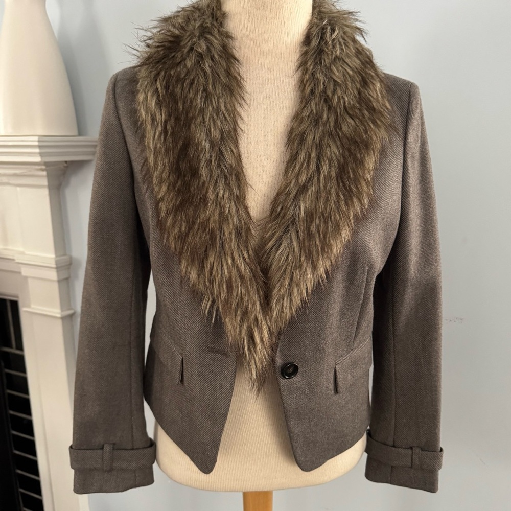 LOFT blazer w/ detachable faux fur collar grey/taupe herringbone tweed EUC Sz 8P - Picture 11 of 11